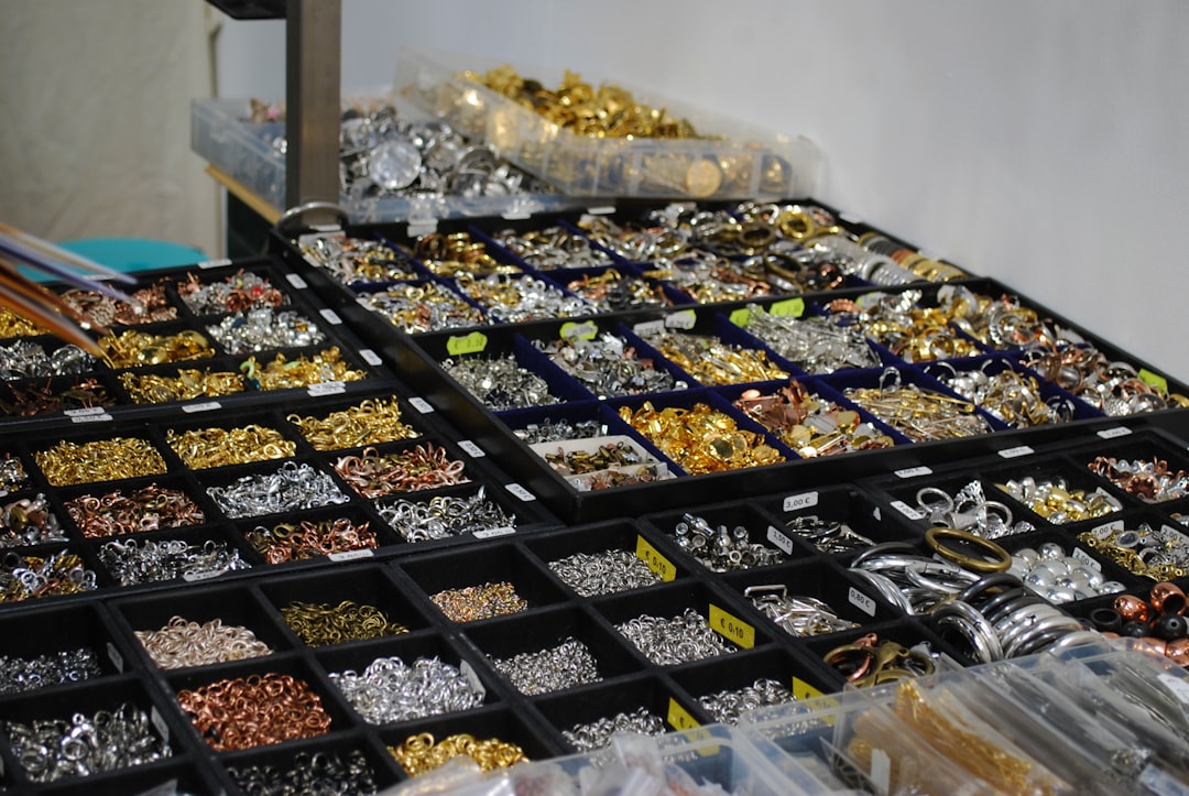 Semiconductor Materials & Supply Chains